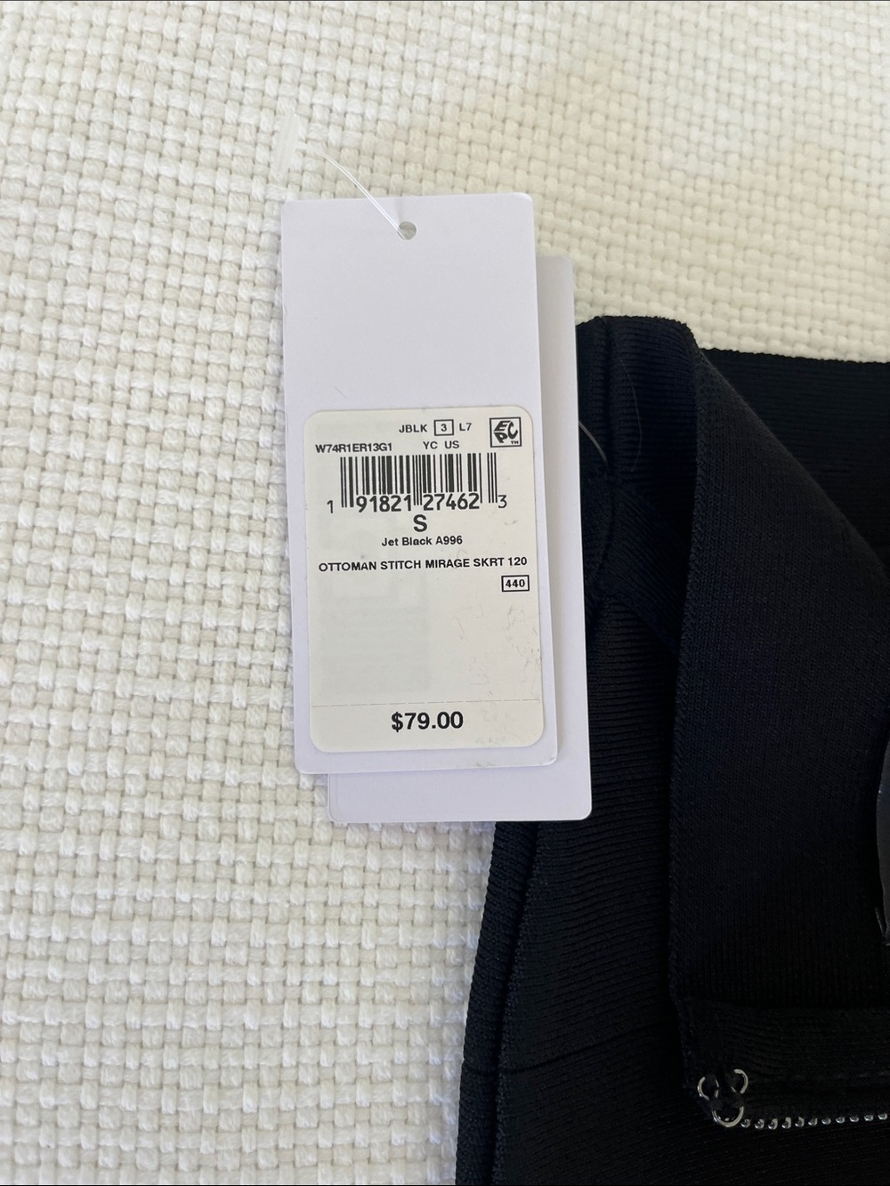 GUESS Ottoman Stitch Mirage Skirt NWT Size S - Picture 4 of 4